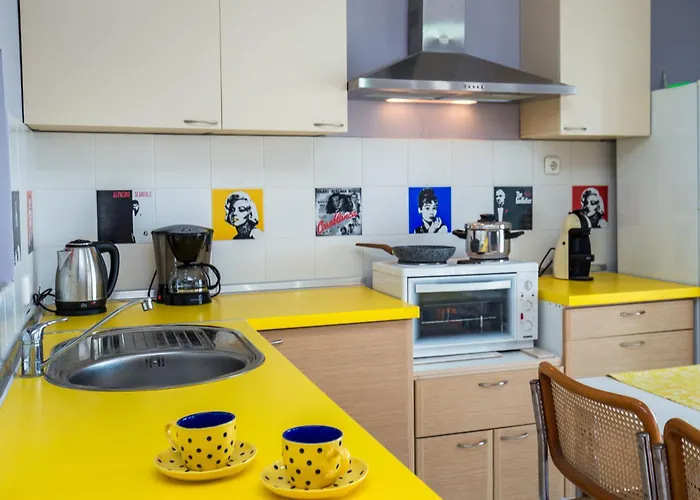 Tutti Frutti Home